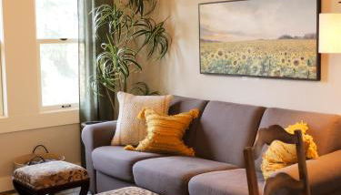 RedTail Inn - 3 Suites Sleeps up to 12 - Foto 3