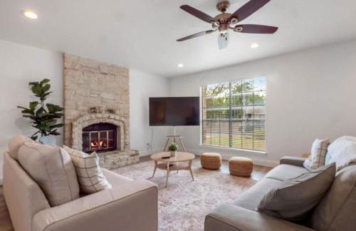 Renovated Austin 3BR Sleeps 10 Near Domain - Foto 5