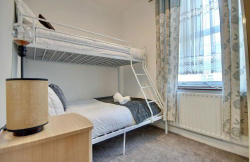 Portsmouth Maisonette with 5 Beds and Pool Table - Foto 14