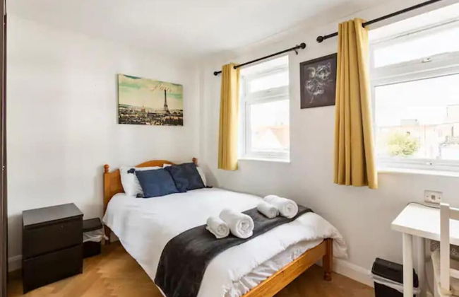 Highfield Avenue Cozy Apartment in London - Foto 3