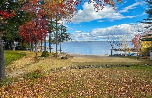 Sebago Lake Family Escape - sandy beach - swim - hike - ski - Foto 47