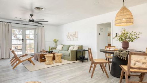 Boho Joshua Tree Escape w/ Firepit, Courtyard & Epic Views Asteroid by Avantstay - Foto 3, Other