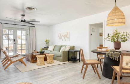 Boho Joshua Tree Escape w/ Firepit, Courtyard & Epic Views Asteroid by Avantstay - Foto 6