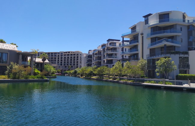 Two Bedroom Apartment - Fully Furnished and Equipped - Photo 20