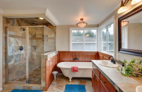 Washington Vacation Rental with Hot Tub Near Tacoma - Foto 17