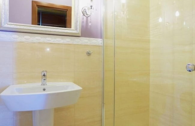 Lviv Apartments - Photo 60