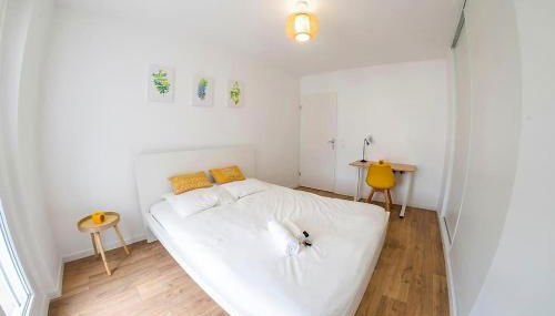 Paris & DisneyLand - 2min From Train Station - Private Indoor Parking - Foto 3