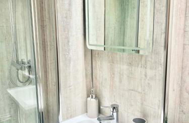 Gorgeous Newly Renovated 2 Double Bed Flat - Foto 17