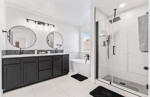 Bedroom house in prime location by the village - Foto 16