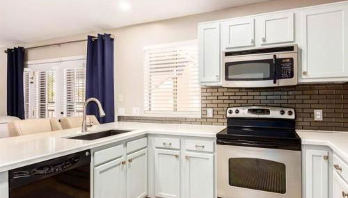 Cozy spacious house, pool heater, spa, firepit - Foto 5