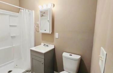 Suites on East Side near Whole Foods, Brown University, Miriam Hospital, MBTA, Downtown, - Foto 21