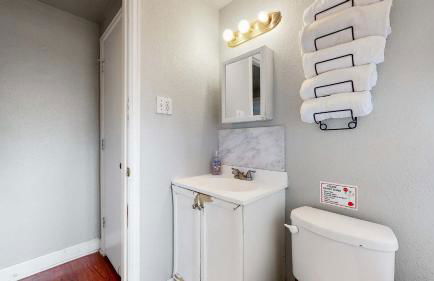 Cool Stay Near Rapids Stadium Ideal for Sports Fans - Foto 15