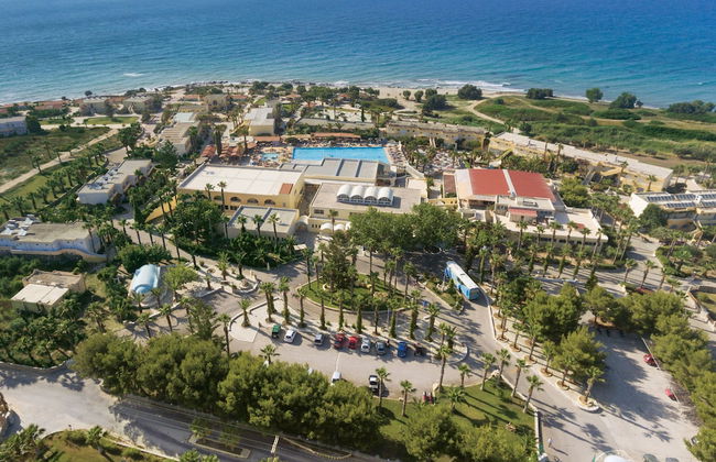 Eurovillage Achilleas Hotel - Photo 1