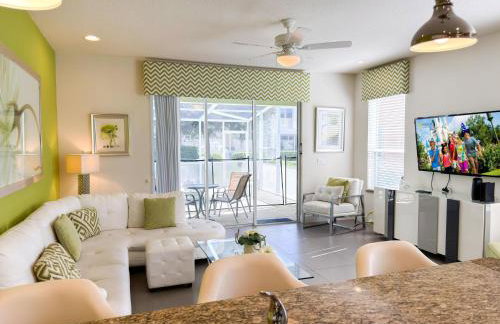 Stylish 3-BR with Private Pool & Conservation View - Foto 16