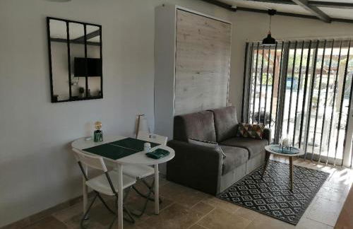 Gite aux Lauriers d'Adhémar - Foto 1