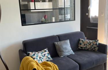 Appart spacieux 6 pers proche centre ville et gare Laval - Parking privé securisé - Photo 3