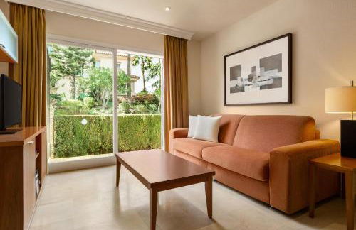 Ramada Hotel & Suites by Wyndham Costa del Sol - Photo 116