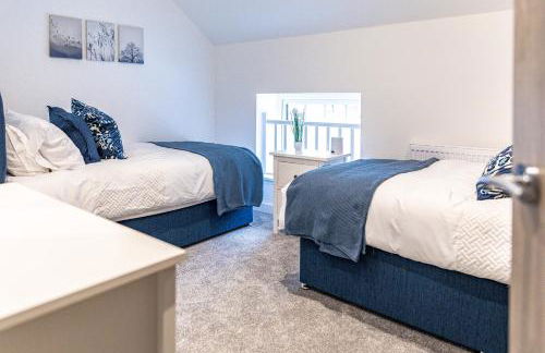 2-Bedroom Contractor Stay - Gated Parking & Fast WiFi - Photo 26