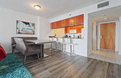 Upscale Apartment in the Heart of Brickell - Foto 40