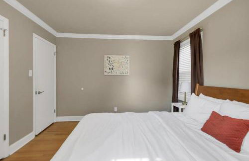 The Retro Pad - Large Yard and Foosball Table - Photo 23