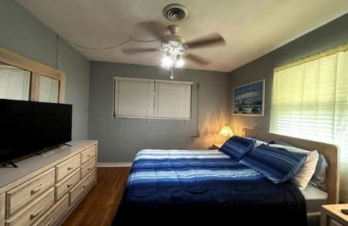 Endless Summer Oasis with a Pool - Foto 18