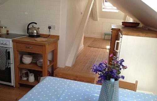 Amazing seaside Loft apartment with sea views . - Photo 7