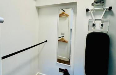 The Green Room - Photo 18