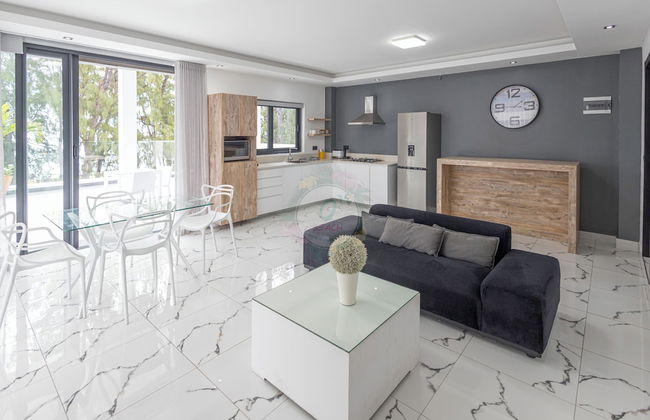 O'Beach Boutique Studios - Photo 42