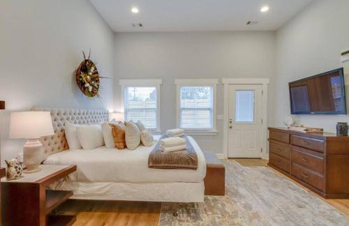 Music City Charmer Tons of Beds Thirty Day Minimum - Foto 30