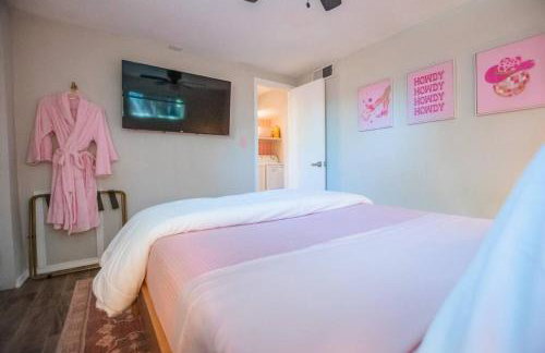 50 Shades of Pink-Private Hot Tub! - Foto 44