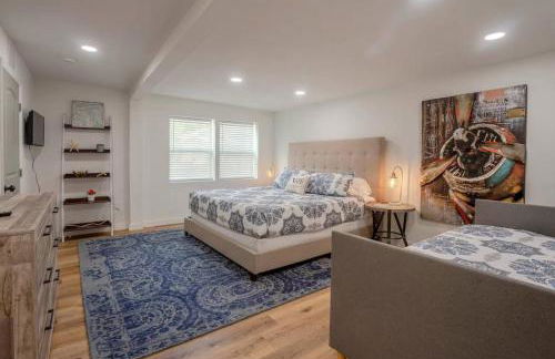 Casablanca in The Hghts-Hot Tub Bikes Chill Vibes - Foto 22