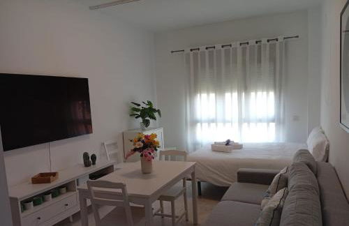 Apartamento Deluxe 2 Room Piscina Parking LuxSevilla Bormujos - Foto 4