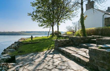 Min y Mor Menai - Foto 2