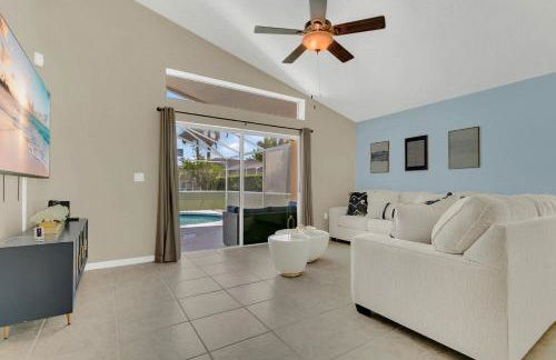 Dream Stay Orlando with a pool and home theater - Photo 15