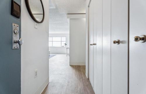 Legacy at Imperial Village 816 I 2 Bed 2 Bath - Foto 15