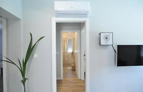 Tony's house in garden - Photo 13