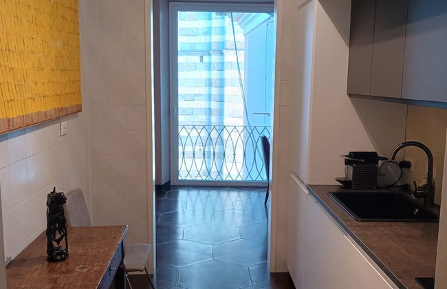 JOIVY Exclusive 3-bedroom flat near Cathedral of Genoa - Foto 29