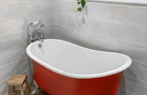 The Townhouse - Photo 8