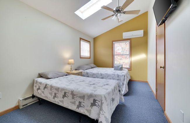 Sycamore Cove by Avantstay Hot Tub Game Rooms - Photo 25