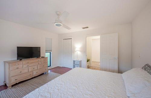 Pet Friendly Getaway Lake June Access Boat Dock Kayaks and More - Photo 9