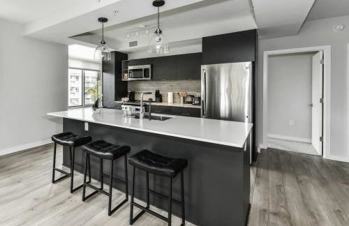 2BR Urban Retreat Gym Parkng and Scenic Rooftop - Foto 26