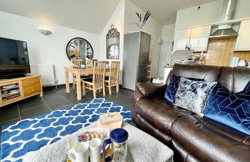 The Mermaids Watch Pendine DOG FRIENDLY with Cymru Holidays - Photo 16