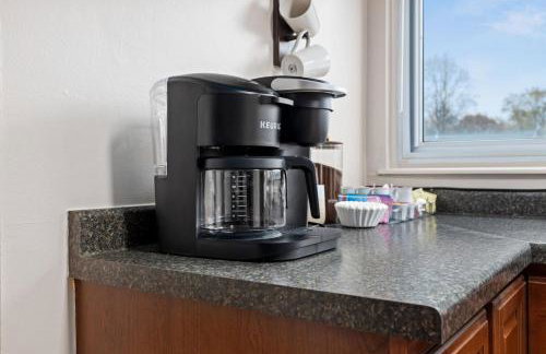 Poolside Palisade - A Fun Family Retreat for 6 - Foto 21