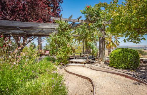 Hilltop Oasis - Foto 46