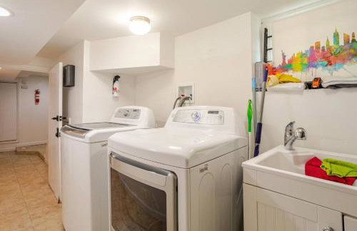 Big City Life: 1BR Apt wNetflix Easy NYC Access - Foto 12