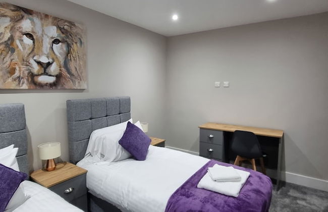 Crown Place 2 & 3 Bedroom Luxury Apts - Foto 46