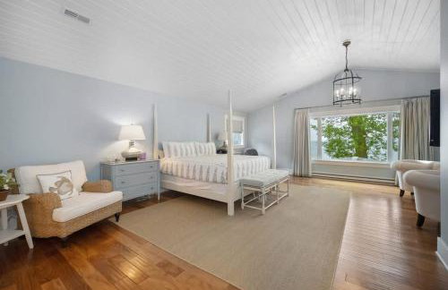 Sunset Shores Sanctuary by Juniper Holiday + Home - Photo 6