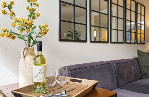 Inviting Bungalow Next to Unc - Free Cruiser Bikes! - Foto 59