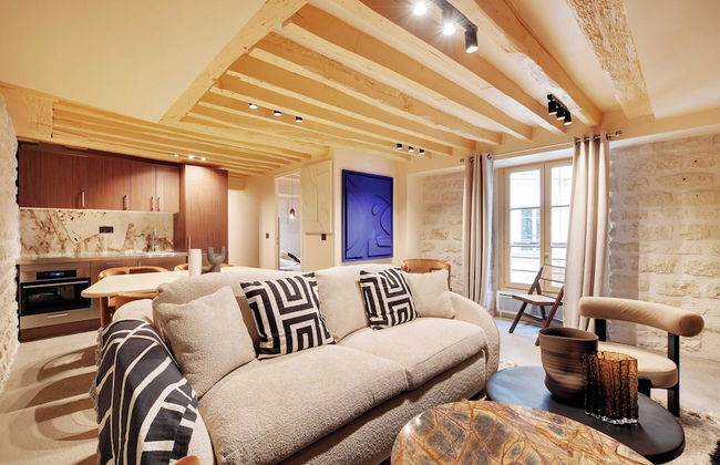 Sublime 3 BDR Renovated by Architect - Bon Marche - Photo 1