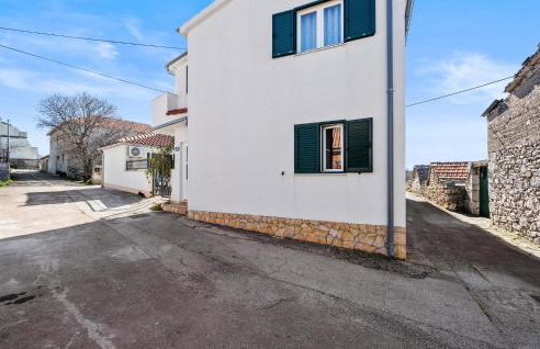 2 Bedroom Gorgeous Apartment In Vezac - Foto 5